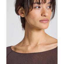 Load image into Gallery viewer, Amalie Wool Top - Mulch: M