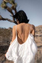 Load image into Gallery viewer, Breeze silk cami Black: BLACK / SMALL