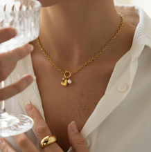 Load image into Gallery viewer, Heart &amp; Pearl Charm Necklace 18k Gold Waterproof