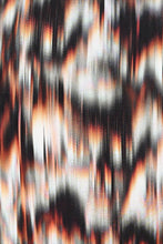 Load image into Gallery viewer, Mini padded scarf in printed silk: Brown Black