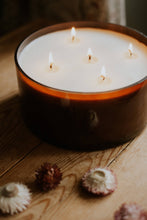 Load image into Gallery viewer, Luxury 5-wick candle: Orange Cinnamon &amp; Clove