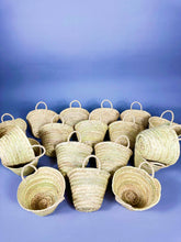 Load image into Gallery viewer, Natural Straw Small Baskets, Small Rose Baskets