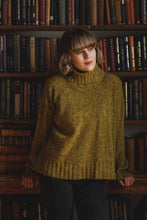 Load image into Gallery viewer, Lime Marcia Pullover: L