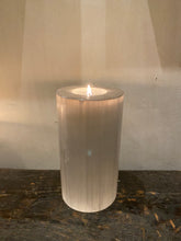 Load image into Gallery viewer, Selenite Candle Holder