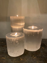 Load image into Gallery viewer, Selenite Candle Holder